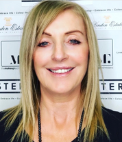 Carmelle Makeup Educator